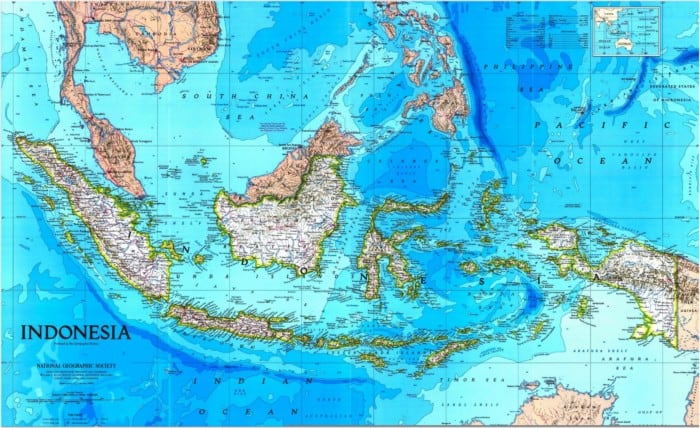 Batas astronomis indonesia dihitung berdasarkan letak indonesia pada