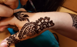 100+ Gambar Henna Tangan, Kaki, Pengantin | Motif, Corak ...