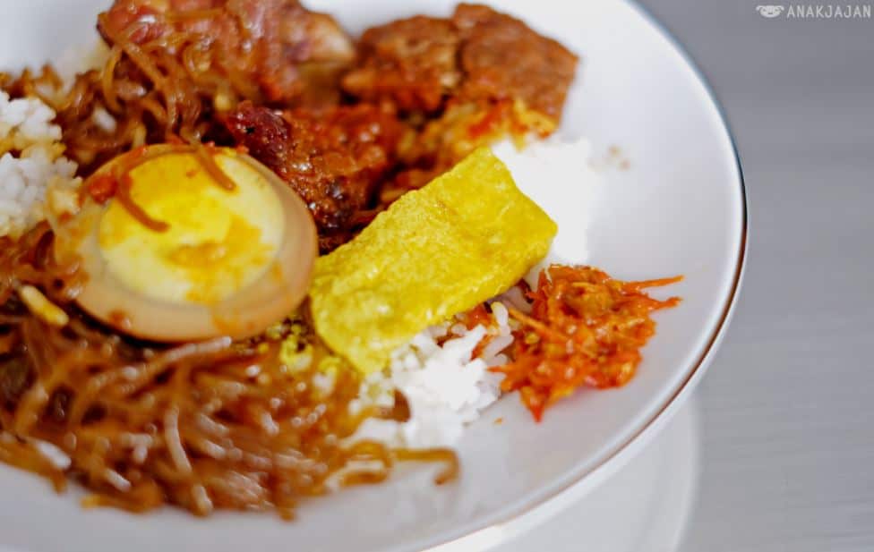 makanan terkenal di surabaya - Sahabatnesia