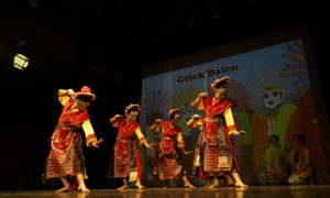 150 Tarian Daerah Tradisional Nusantara Beserta Daerah 