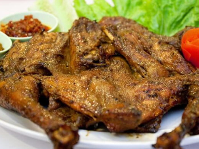 gambar makanan khas banten ayam bekakak