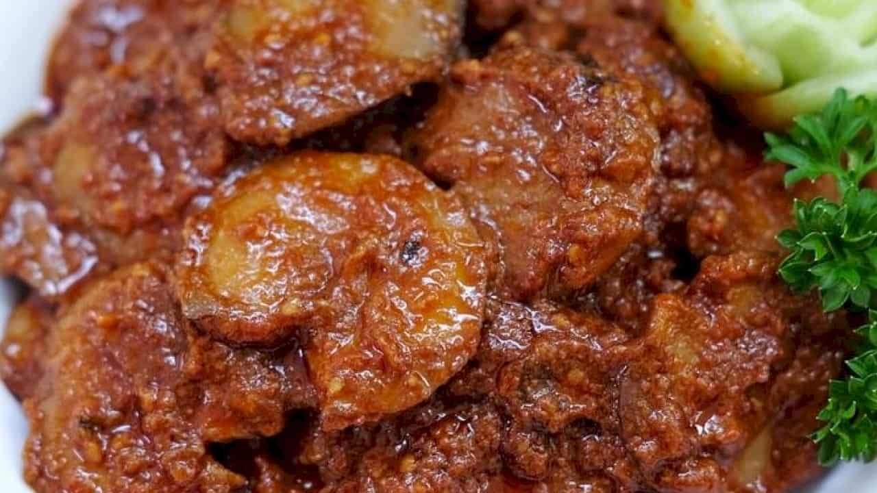 gambar makanan khas betawi semur jengkol