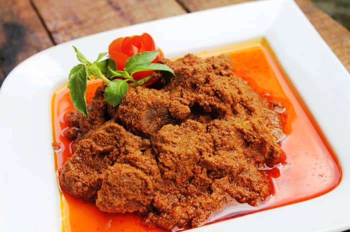 gambar makanan khas indonesia rendang