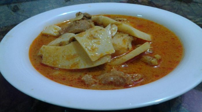 gambar makanan khas kalimantan tengah juhu umbut rotan