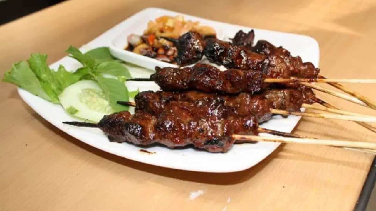 gambar makanan khas kalimantan timur Sate Payau
