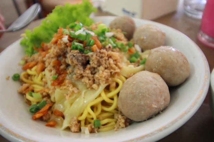 gambar makanan khas malang mie gajah mada