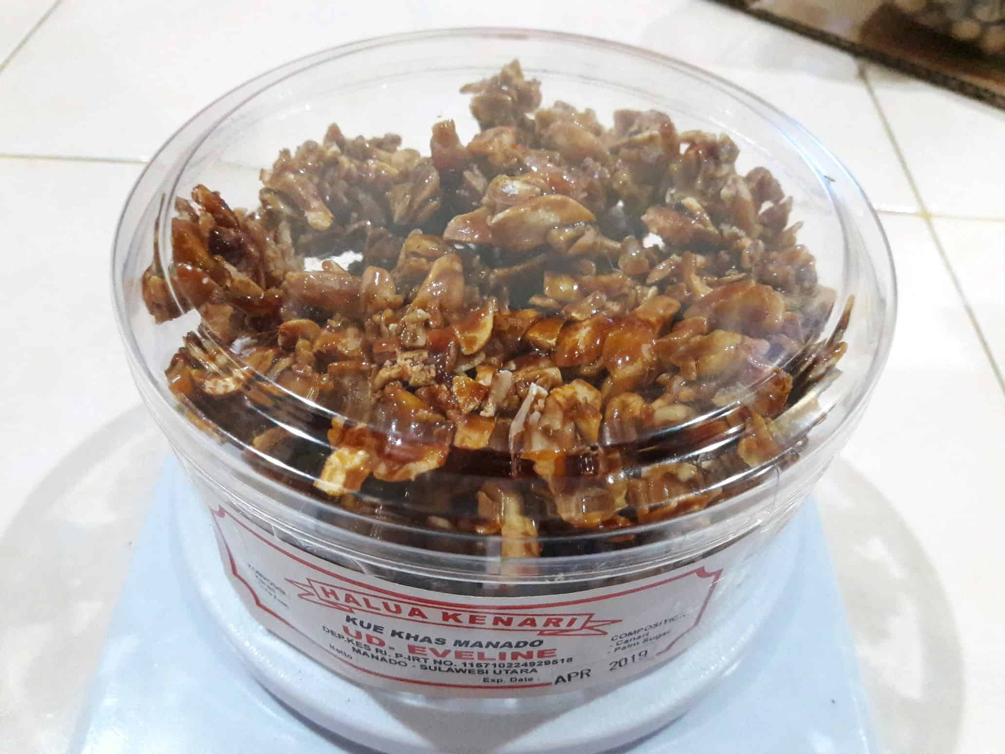 gambar makanan khas manado Halua Kenari