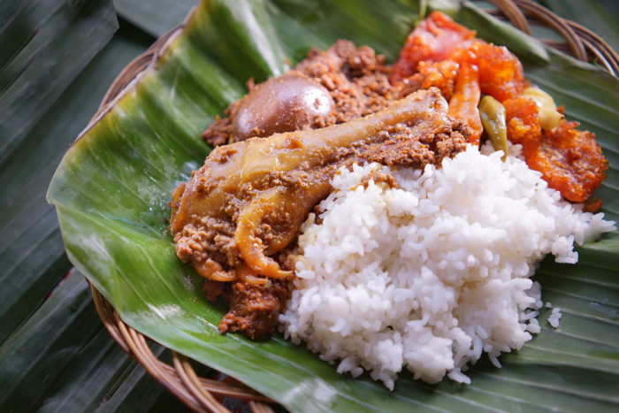 gambar makanan khas solo gudeg ceker