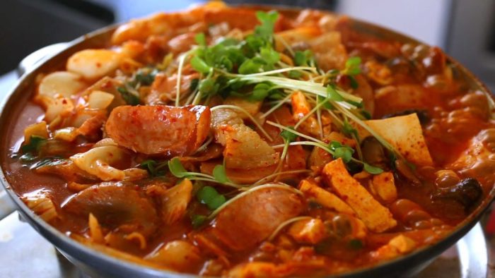 gambar makanan korea Budae jjigae