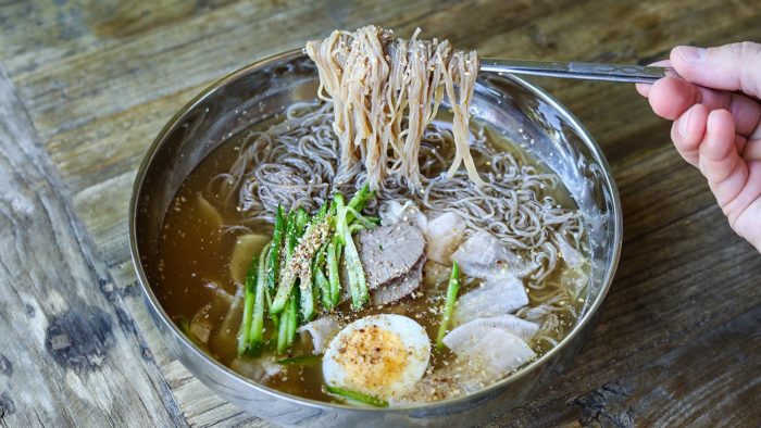 gambar makanan korea Naengmyeon