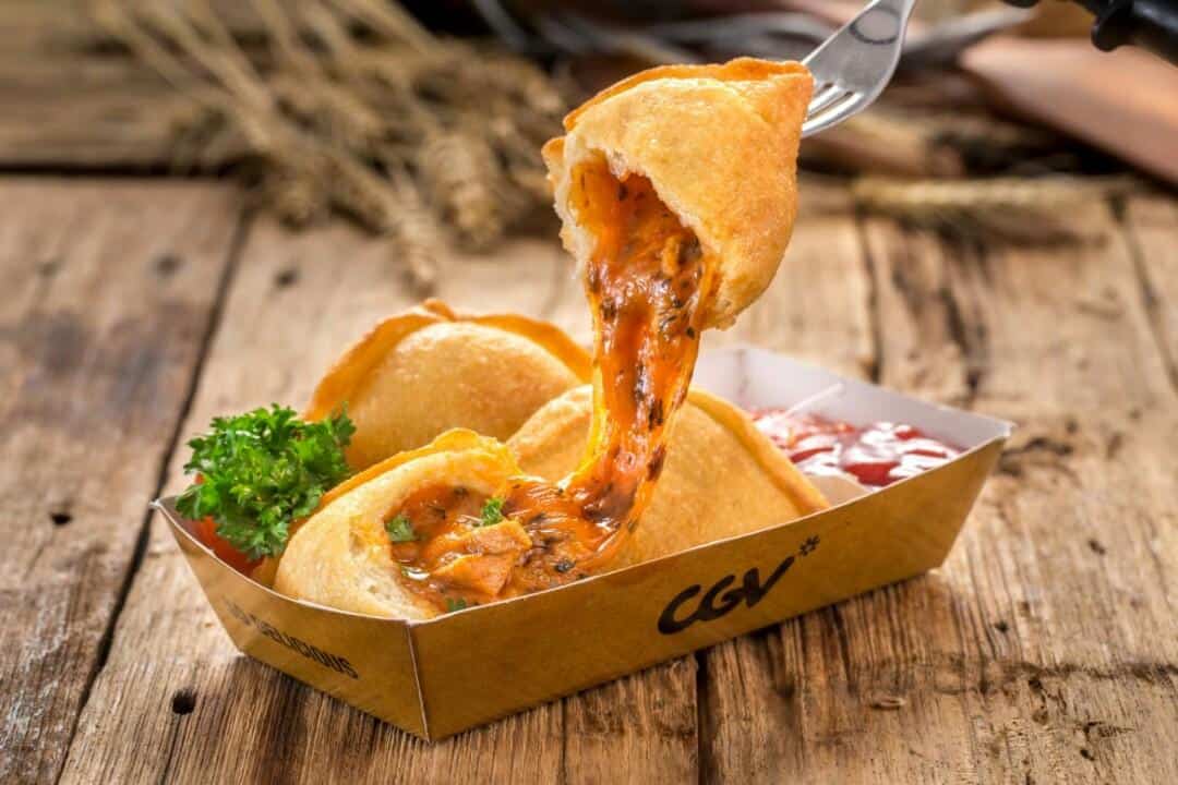 gambar makanan kekinian Pizza Goreng