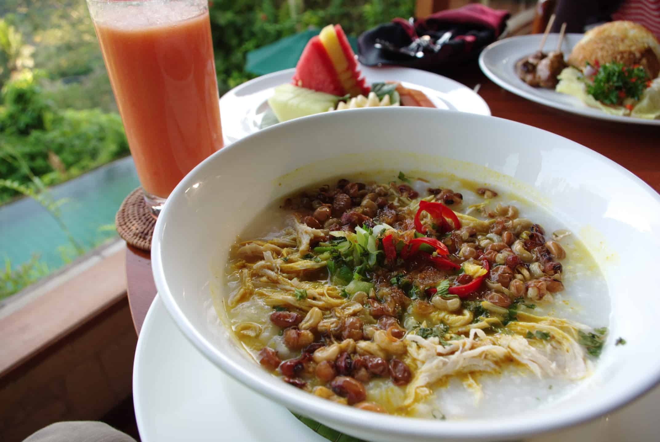 gambar makanan khas bali Bubur Mengguh