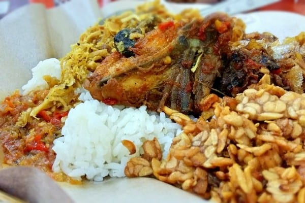 gambar makanan khas bali Nasi Pedas