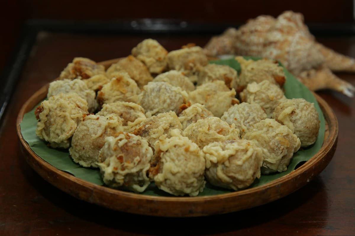 gambar makanan khas gorontalo Kue Popolulu