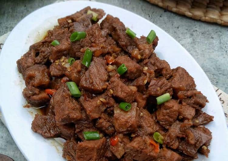 gambar makanan khas ntt Daging Belacang