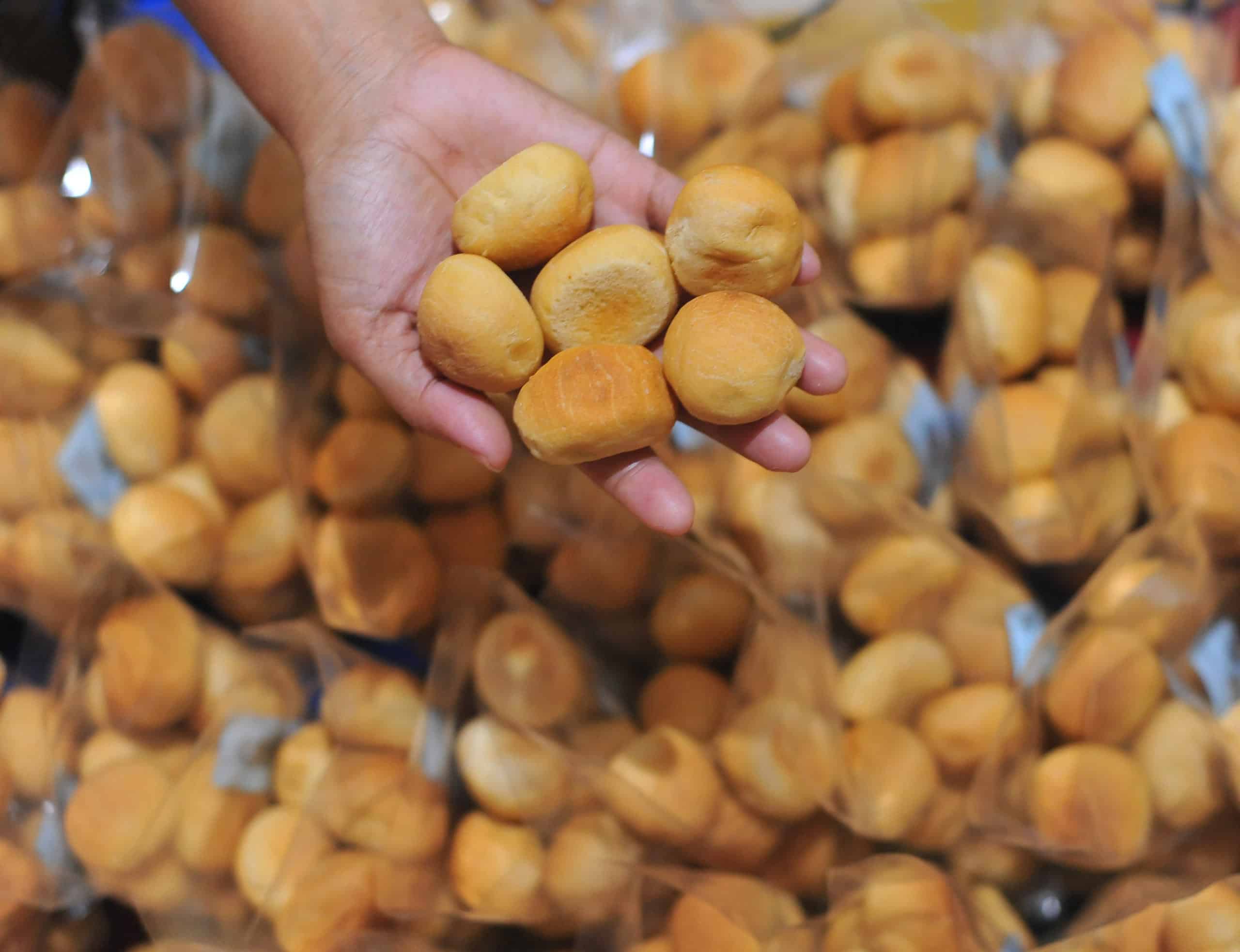 gambar makanan khas palembang Roti Koing