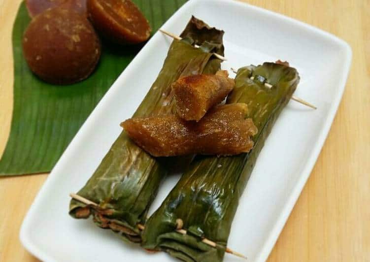 gambar makanan khas sumatera barat Lompong Sagu