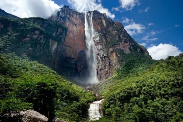 gambar pemandangan air terjun tertinggi di dunia angel falls